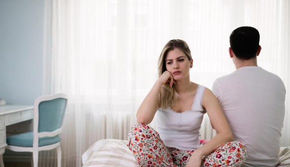 广州市调查取证；怀孕期间女生提出离婚怎么解决