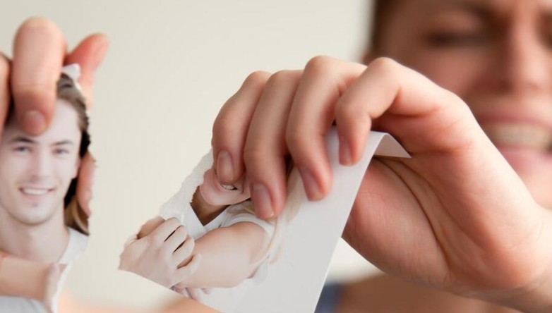 深圳市私家侦探；丈夫欺骗背叛给妻子造成伤害咋办