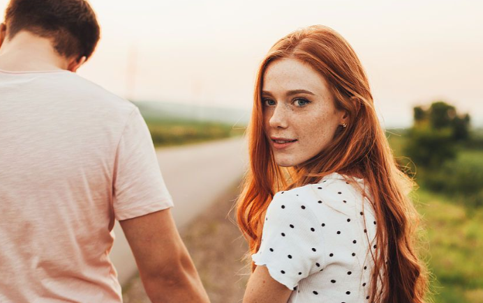 深圳市调查取证；离婚女方拒绝签字两年怎么办