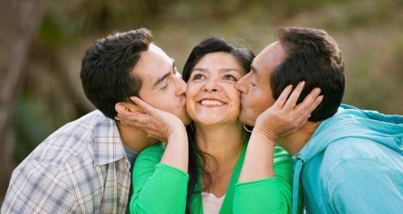 深圳市婚姻调查；夫妻没有离婚小孩不让见怎么办